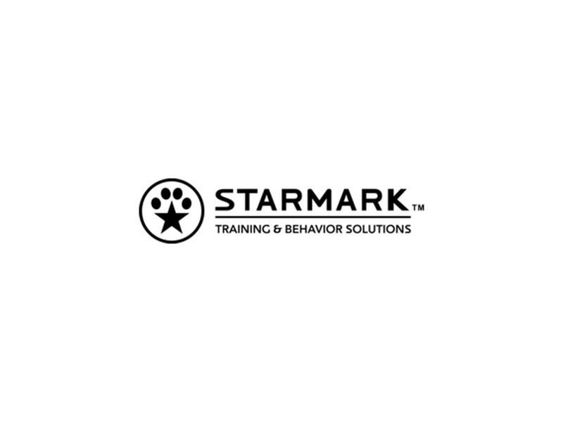 Starmark Pet Products Logo